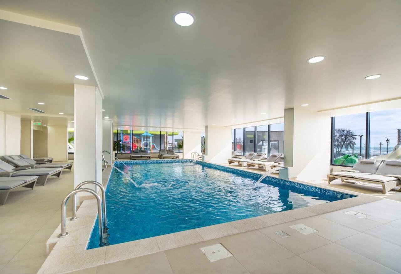 Apartmán Luxury Kln By Alezzi Mamaia Nord Năvodari Exteriér fotografie