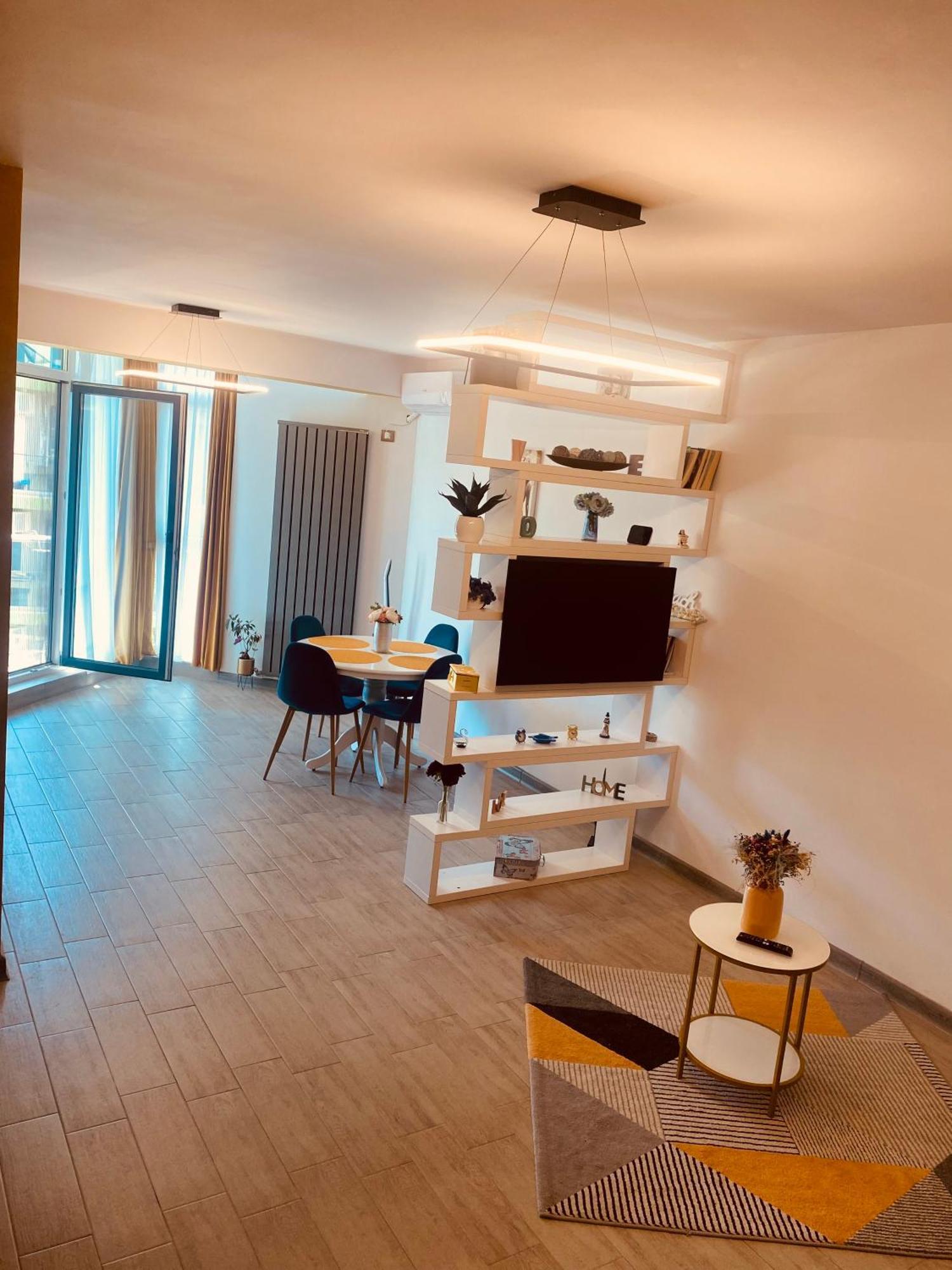 Apartmán Luxury Kln By Alezzi Mamaia Nord Năvodari Exteriér fotografie